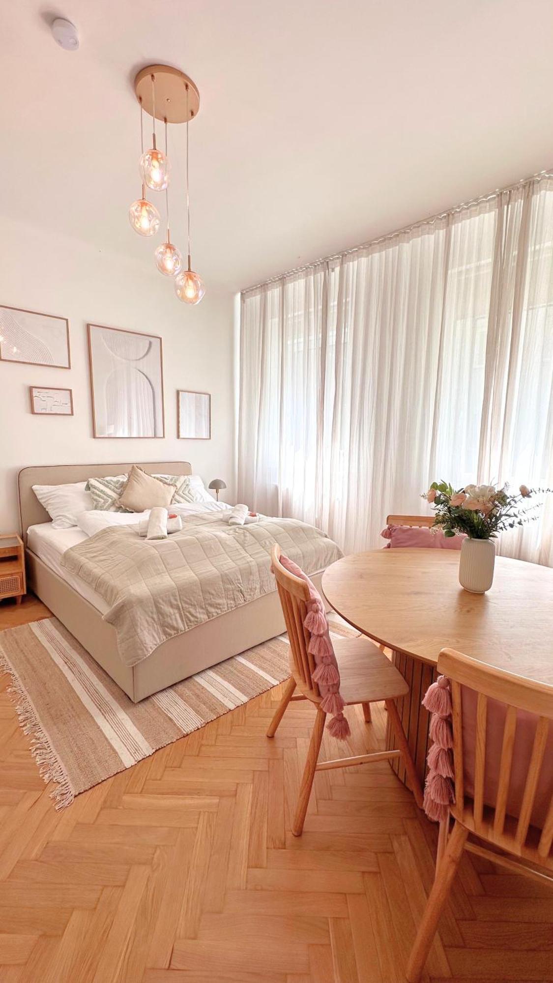 Cozy Apartment In Quiet Location, Fast Train Station 100M Away, Contactless Check-In 비엔나 외부 사진